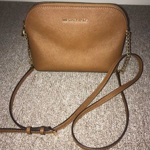 Michael Kors crossbody Cindy Large Saffiano